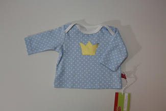 Baby-Shirt „goldene Krone“, hellblau gepunktet, 74/80